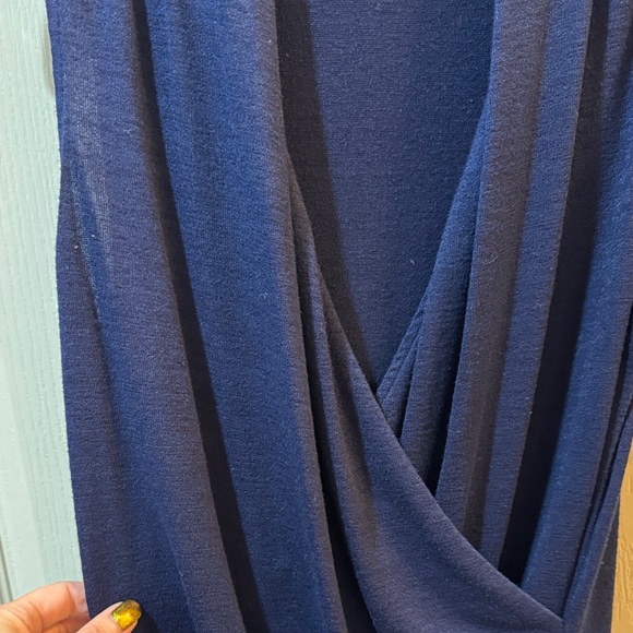 41 Hawthorn Navy Sleeveless Blouse - Picture 3 of 4